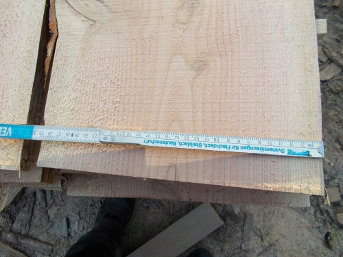 Douglasie unbesäumte Bretter, Schwartenbretter, Zaun 27-40x2,3x400cm versandkostenfrei innerhalb Deutschland