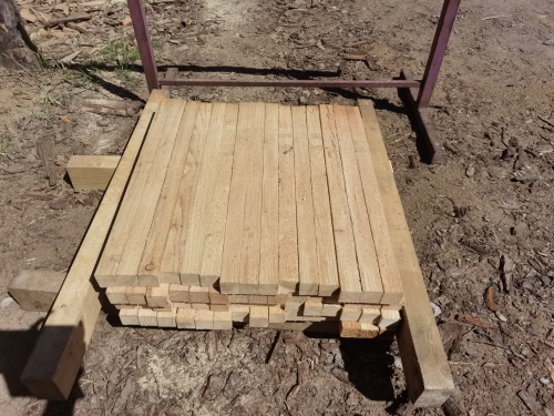 Sonderangebot 60st Lärche 4x4x65-68