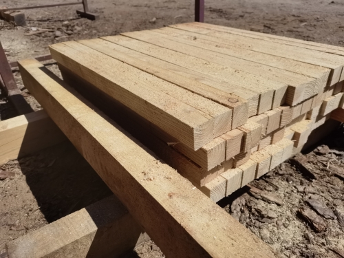 Sonderangebot 60st Lärche 4x4x65-68