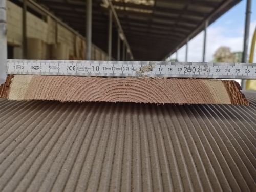 80x Douglasie unbesäumte Bretter Sondersortierung 20-35x2,8cm, ca 70cm lang, Sonderpreis: 2€/Stück oder alle 80 Stück mit 30% Rabatt 112€