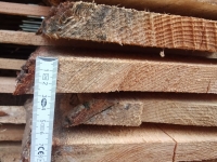 Douglasie unbesäumte Bretter, Schwartenbretter, Zaun 27-40x2,8x200cm versandkostenfrei innerhalb Deutschland