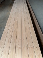 Douglasie Terrassendiele glatt gehobelt mit Rundkante aus eigener Produktion 13,5x2,8x160 Zuschnitt
